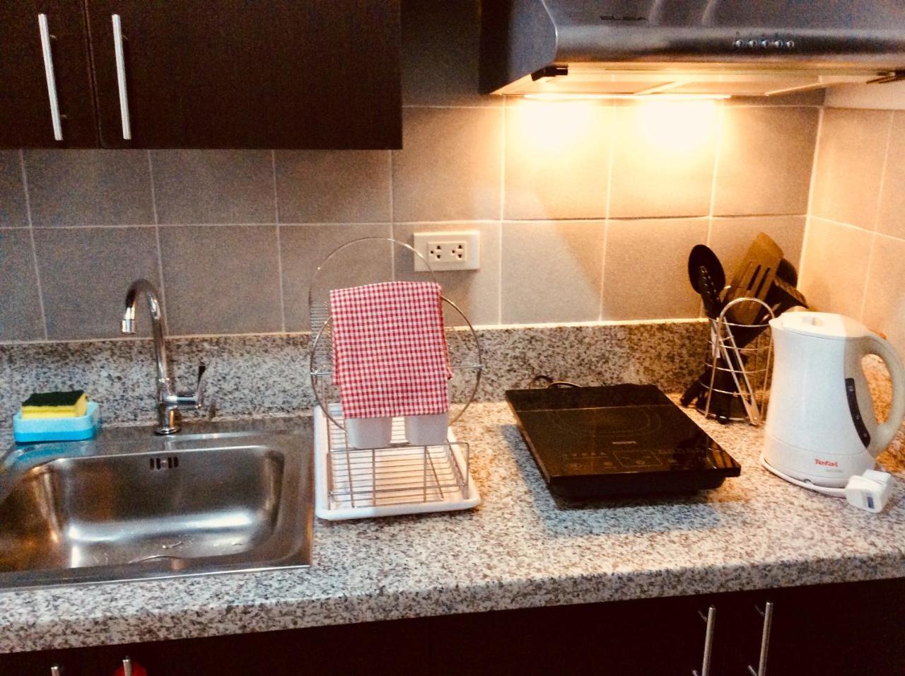Studio Fully Furnished Manila Exterior foto